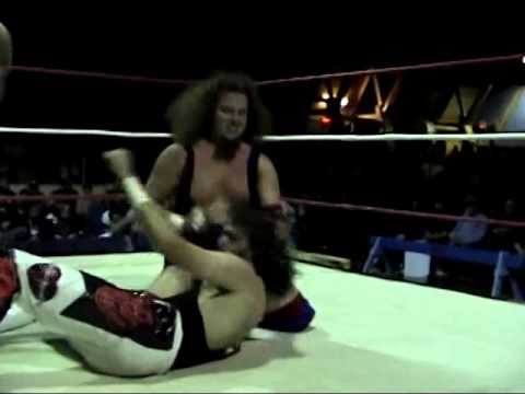 Lincoln Steen vs Adam DeJesus ECPW September 2007