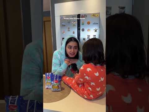 Home, food and my bestie 🏠👧🏻🍝