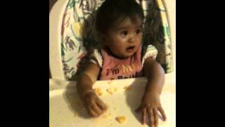 Download lagu ARRAYAH EATING ORANGES. :) mp3 Download lagu ARRAYAH EATING ORANGES. :) mp3