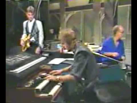 Keith Emerson "America" on The Late Show with David Letterman (1986)