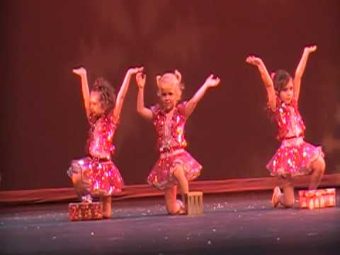 Charley Teddy bear Christmas tinys 11 22 2011