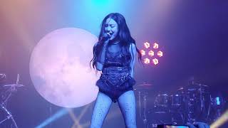 Download lagu Tiffany Young Magnetic Moon Tour Los Angeles CA 🎶 Heartbreak Hotel mp3