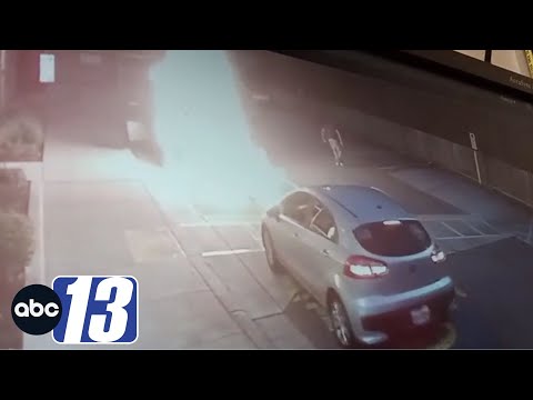 VIDEO: Suspect douses car with lighter fluid, sets blaze in McDonald's drive-thru in Virginia