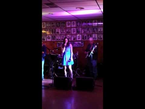 Reanna Molinaro singing Tammy Cochran's 'If You Can'