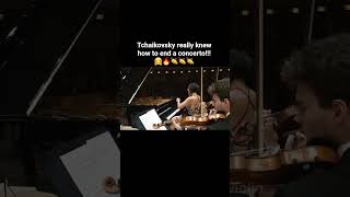 Download lagu Tchaikovsky really knew how to end a concerto!!! 🤗🔥👏👏👏 #classicalmusic mp3