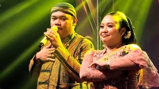 Download lagu Sakit Rindu Voc Ki Tito & mbakEsthu  Lagu Dangdut Jaranan TURONGGO SAFITRI PUTRO - Grow audio mp3