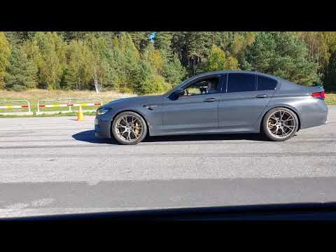 🏁 Drag race Porsche Taycan Turbo vs BMW M5 CS 🏁