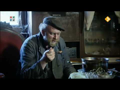 Boer Frans dekt de tafel voor gasten - Man Bijt Hond