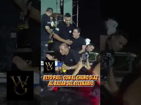 Durante una presentación en Guamal, Magdalena, se registró este momento de susto para el Churo Díaz.