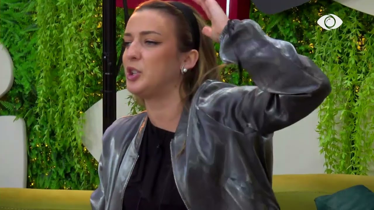 Edukoni djemtë, mos bëhen…/ Shëndriti mban në dorë kartonin me shkrim