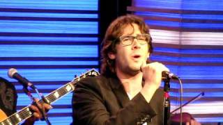 Josh Groban sings If I Walk Away