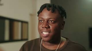 Das Video zu 'GOMBAKOMBA' (jetzt ansehen)