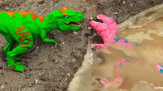 Superhero help and find t-rex dinosaur's family in the mud - Animal Toy for kids | ToyTV khủng long