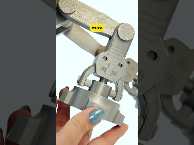 Vídeo relacionado con WANGHONGGOGO Figura de acción T13, Figura de acción Impresa en 3D, Juguete de acción multiarticulación Modelo Infantil Hecho a Mano Adornos de Escritorio Juguete de colección (Blanco y Negro)