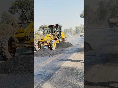 💥Hot material laying !!op Makkhan Singh #highway Road work🛣️￼