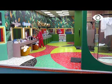 Luizi ngacmon Kiarën ndërkohë që ajo bën dush - Big Brother Albania Vip 2