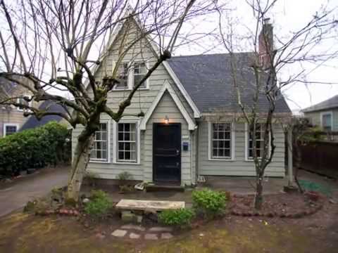 Portland Oregon Real Estate Tour - 7314 SE 36th Ave, Portland, OR 97202 - Eastmoreland Neighborhood