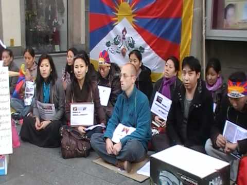 Karma Tashi - 24 hours Hungerstrike in linz 19th Oct, 2011
