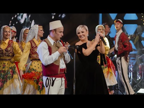 Juliana Pasha & Behar Neli | Kolazh matjan - Kenge Moj