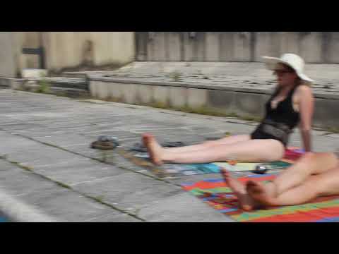 1982: ou est le swimming pool