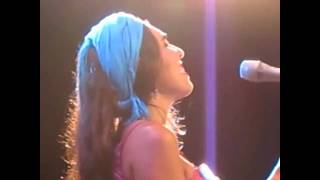 Renata Rosa canta Assum Branco na Flip.wmv