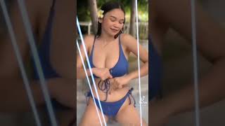 No Bra Hot Cocomelon #tiktok #shorts #nobra  #cocomelon #bikini