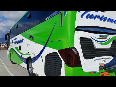 El primer Hino RM modalidad de turismo un C6 para viajar por todo el Ecuador y los vecinos paises