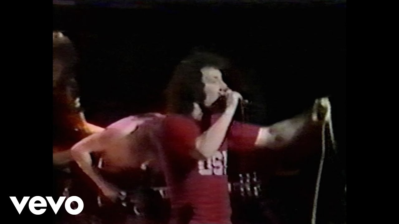 AC/DC - You Shook Me All Night Long (Live at Nihon Seinenkan, Tokyo, 1981) - YouTube