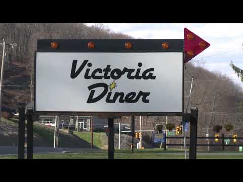 Victoria Diner Waits to Return