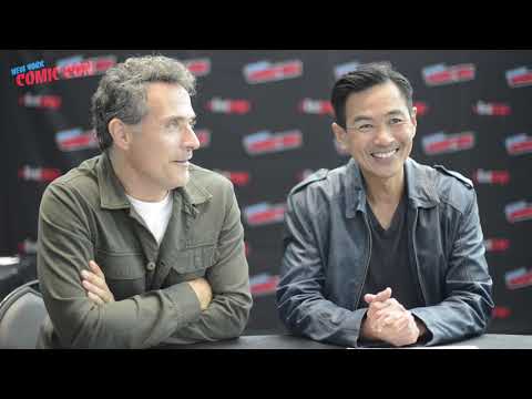 MAN IN THE HIGH CASTLE: Rufus Sewell & Joel de La Fuente on Season 3's Shockers - New York Comic Con