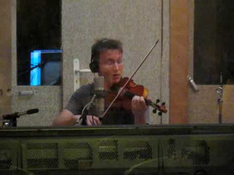 LE DERNIER VOL - La musique : Sylvain des Chkrrr