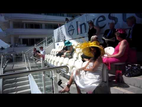 Ladies' Day Epsom Downs 2011 II