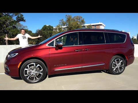 External Review Video bYPktM-SnOM for Chrysler Pacifica 2 Minivan (2016)