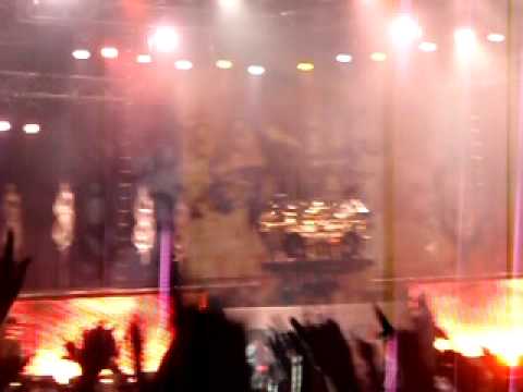 SLIPKNOT JOEY FLYING (Spit it Out) BARCELONA 2009