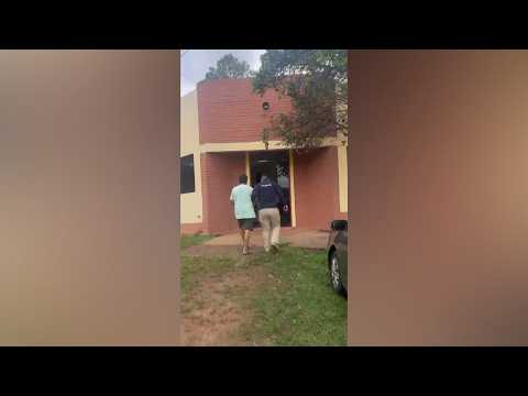 Interpol detiene en San Cosme y Damián a un hombre buscado por narcotráfico