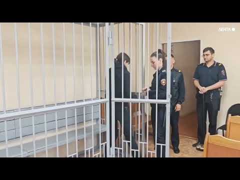 В Уссурийске полицейские задержали соучастницу грабежа в ювелирном магазине