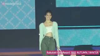 【なこなこ】豊胸疑惑が浮上するなごみのパンパン乳揺れするランウェイ！