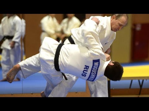 Reading Journal Week 9 - Flower | Vladimir Putin and Shinzo Abe take time out to enjoy judo