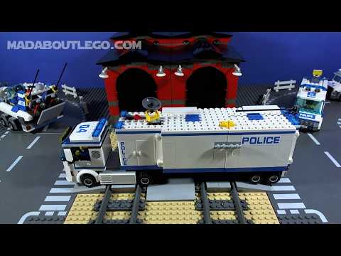 Vidéo LEGO Creator 10254 : Le train de Noël