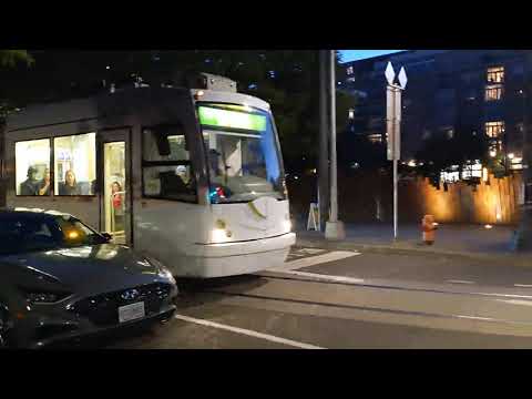 Riding the Portland Streetcar North-South Line