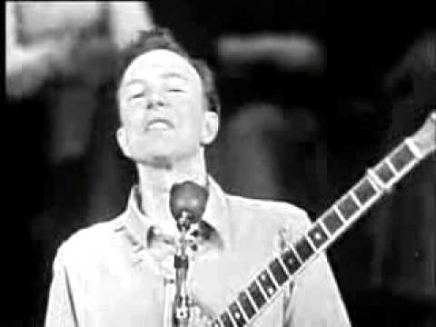 Down By The Riverside   Pete Seeger 7 24 1963