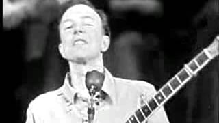 Down By The Riverside   Pete Seeger 7 24 1963