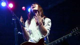 Feist - I Feel It All (Alternate / Acoustic Version - Live on &quot;The Colbert Report&quot;,  April 28, 2008)