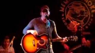 Rodney Atkins singing Worst 15 minutes of my life LIVE in MI