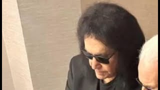 Download lagu Gene Simmons HEARTBROKEN At Ace Frehley’s Funeral mp3