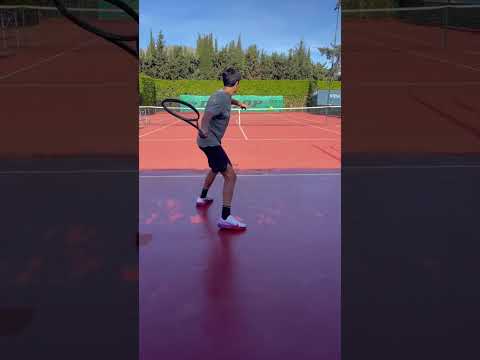15 yaşındaki Federico'nun forehand'leri👌