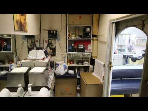 Locale commerciale in Vendita