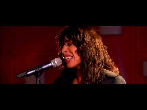 Loreen - "Tattoo" Live performance at "C à vous " -  19/06/2023