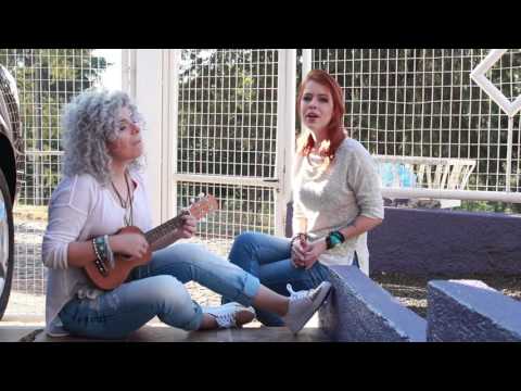 Tua Palavra ( Paulo C. Baruk) Ukulele song- Prii Giuliana e Francielly Cristina