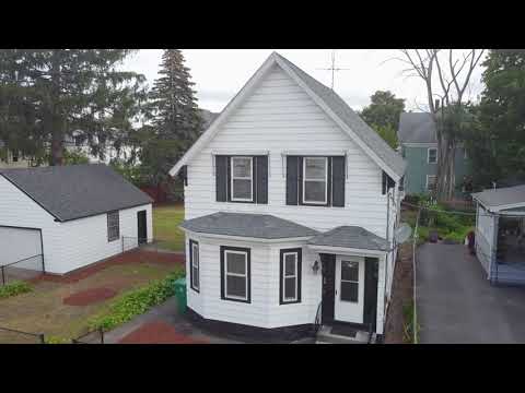 28 Robbins St Lowell, MA